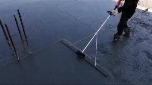 Виброрейка на аккумуляторной батареи,виброшвабра…Вес -4.8кг.