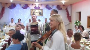 Баттл Марії та музикантів. Коломийки на весіллі. Весілля