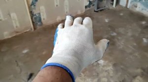 КАК РАЗЛИТЬ НАЛИВНОЙ ПОЛ своими руками видео РАСХОД наливного пола.