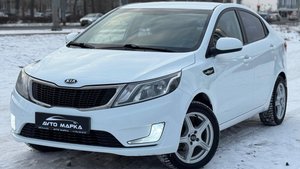 КИА РИО 2012 год, Автомат