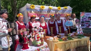 В парке «Владимирский сад» проходит областной мордовский национальный праздник «Шумбрат»
