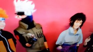 йоу собаки я Наруто Узумаки Да и кстати я будущий Хокаге