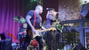 наш краткий отчет о выступлении в клубе "16 тонн"