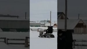 самодельный трактор на гусеницах01. 2022г