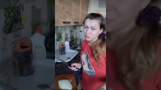 ЗАКУСКА ГОТОВА! ДЕВЧОНКИ, ЖДУ В ГОСТИ ПОГУДЕТЬ! ВСЁ БУДЕТ ЧИКИ ПИКИ, ИРИШКА ВРАТЬ НЕ БУДЕТ!