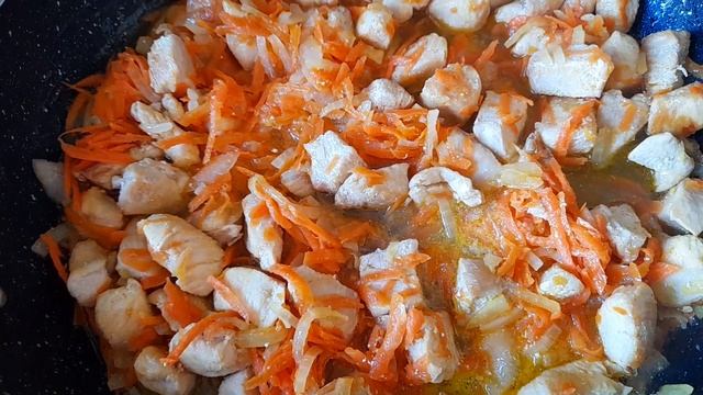 Куриная грудка в сметанном соусе / Очень вкусное блюдо из курицы /ქათამი არაჟნის სოუსში