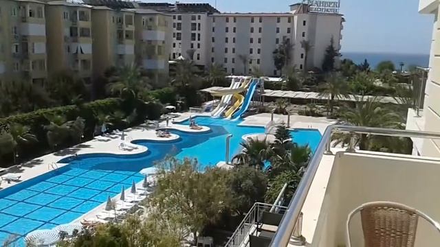 Выезд из отеля Турции.