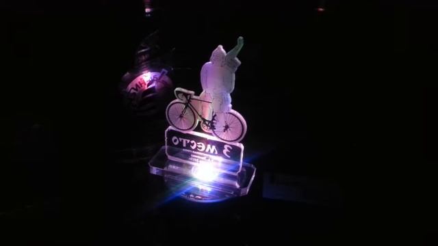 Подставка "Двигатель торговли"