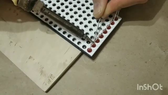 Часы светодиодные.