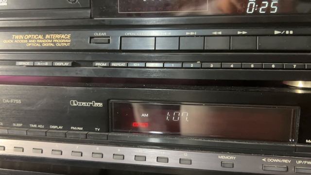 Стойка Akai смотреть онлайн