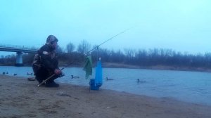 В начале декабря за плотвой на Ахтубу при минус два.