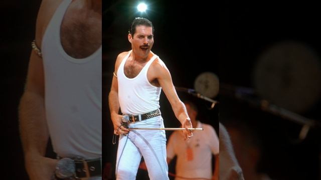 Queen " The Show Must Go On"