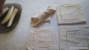 Мои обожают такие слойки с бананом.