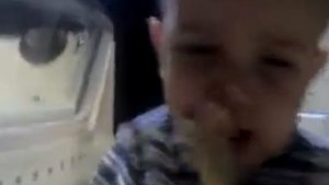 hungry boy ate his parents (мальчик съел родителей).mp4