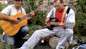 ШУТОЧНАЯ ПЕСНЯ ПРО ПЕТЮ    (авторская песня на гитаре)