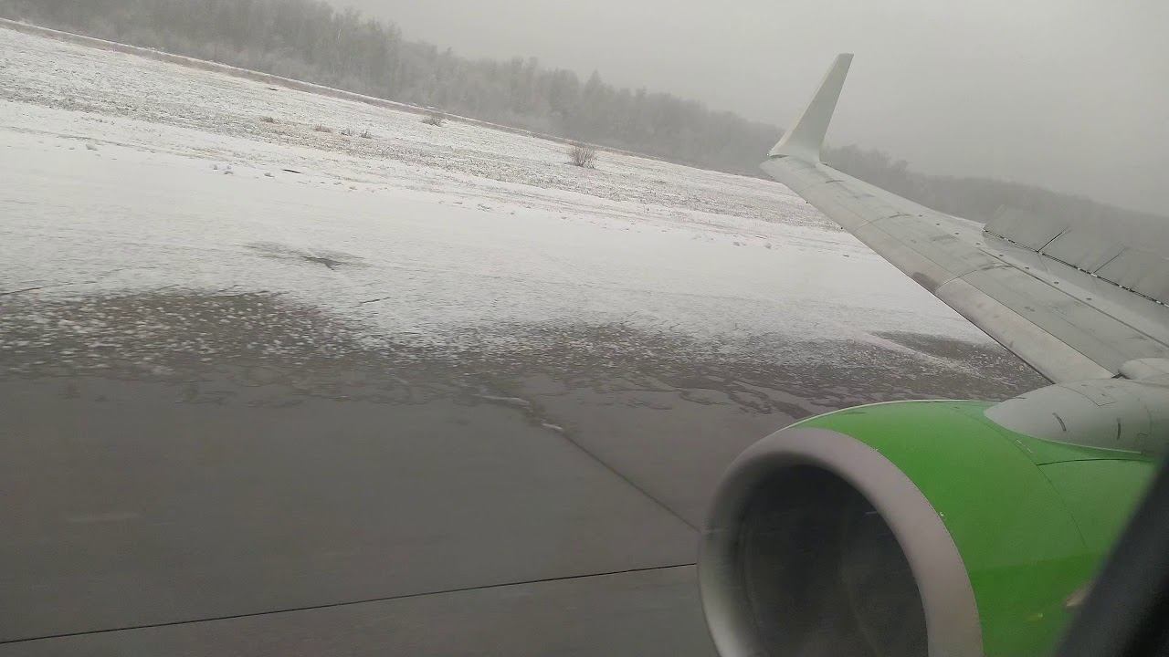 Посадка Boeing 737-800 S7 1052 в аэропорту Домодедово.