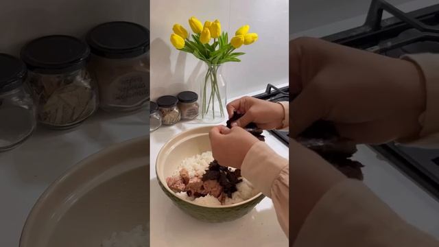 🍙 Рисовые шарики.