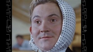 На экзамене. Профессор лопух...  Фрагмент из "Операции Ы".