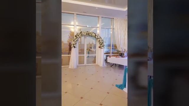 свадебный декор .президиум молодых. смотреть онлайн