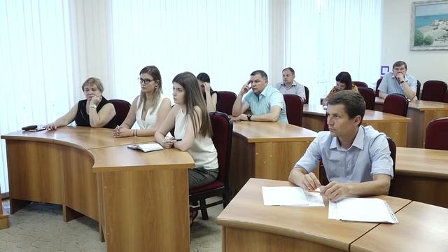 Совещание по ситуации в строительной сфере Кубани смотреть онлайн