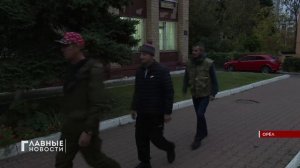 Орловчане подписывают контракты на военную службу.