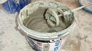 Как затереть ПЛИТКУ ЭПОКСИДНОЙ ЗАТИРКОЙ. How to rub a TILE with EPOXY GROUT. Bathroom renovation.