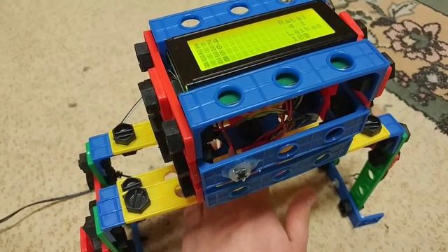 Arduino pamokos LT - lenktiniu vartai + IR + LCD I2C смотреть онлайн