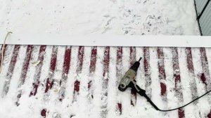 ПОДШИВКА СВЕСОВ КРЫШИ ПРОФЛИСТОМ НА ГАРАЖЕ. Карниз и фронтон у односкатной крыши своими руками