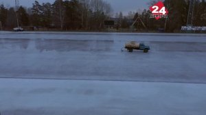 Зеркальный, серый, а скоро будет белый