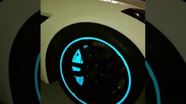Corvette Got Rims & Calipers Foiling in Blue Color {Glowing In Dark } смотреть онлайн