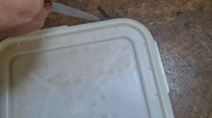 Как открыть куботейнер с медом.