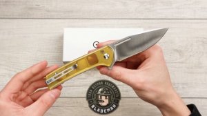 Нож CIVIVI Conspirator Flipper & Button Lock, Nitro-V, Polished Ultem Handle, C21006-5