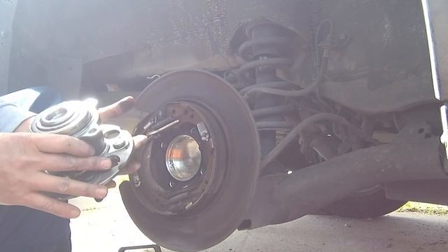 thay bạc đạn bánh sau xe Honda CRV 2007 смотреть онлайн