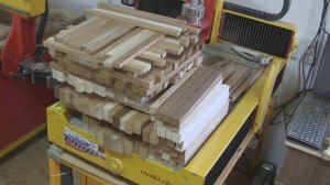 Разделочная двухцветная доска. How to use waste?