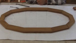 Овальная  рамка из сегментов