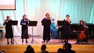 12 Бенни Андерссон «Happy new year!», исп. Инструментальный ансамбль «Менуэт»