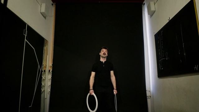Жонглирование кольцами занятие 5. Мультиплекс. Мультикетч. Павел Горский. смотреть онлайн