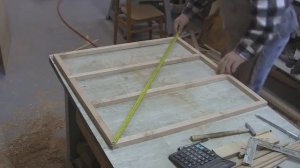 Стенд-полка для книг. Shelf for books