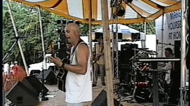 Hotel California/Gloria смотреть онлайн