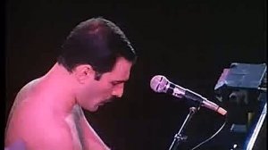 Queen Budapest live concert 1986 We Are The Champions