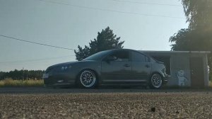 Mazda 3 bk на пневмоподвеске.