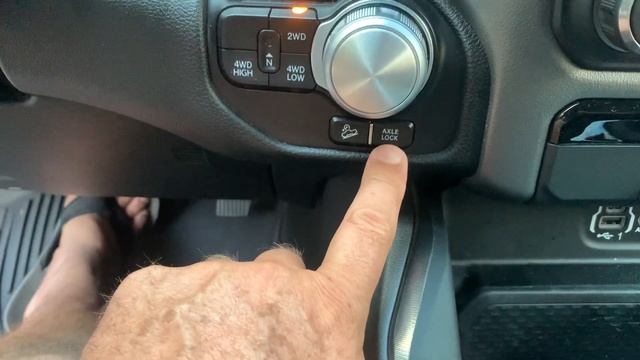Dodge Ram rebel 2020