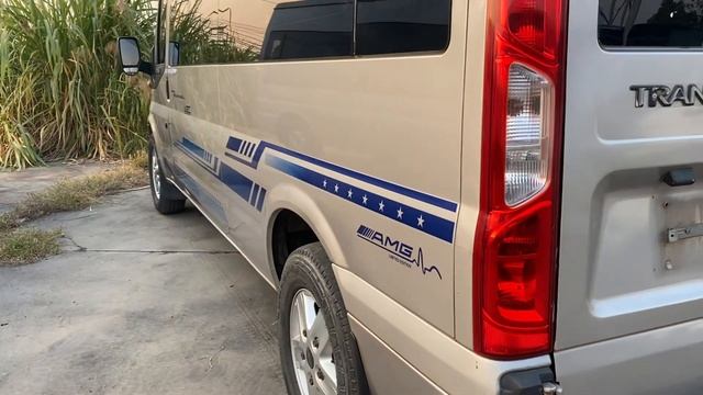 Fordtransit 2017 Bản trung xe đẹp máy cam rin xe giá lai chỉ 400trieu hơn tý thôi lh 0943622621