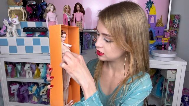 Одежда для кукол как в фильме Дрянные Девчонки | Кукольный гардероб | Открываем новую Mizi Глория