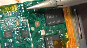 Видео 2. Замена аккумулятора iPod Nano 2