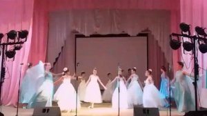 "ТАНЕЦ ДЛЯ МАМЫ"