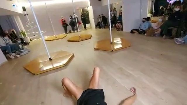 Pole dance coreo "Al di là del ponte " Asd Pole Dance Genova смотреть онлайн