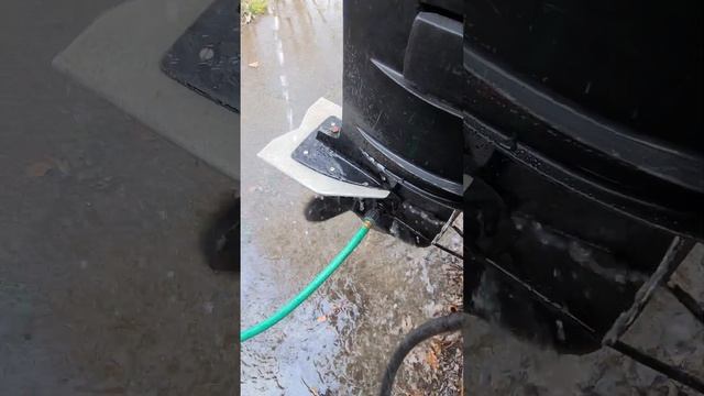 very clean 20hp mercury tiller. ready to go смотреть онлайн