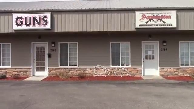 In Janesville Wi. at the Gun Store Joseph Jakubowski robbed. смотреть онлайн