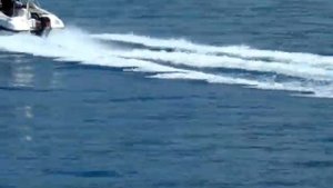 Bayliner 1802, Mercury 90